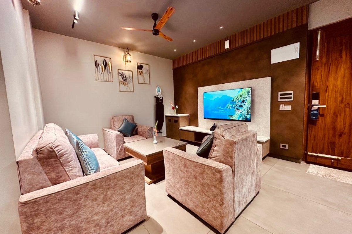 City View Room Luxury Service Apartments